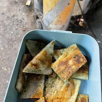 Seaweed flavor  at Féng Jiǎ Dān Dān Xiāng Cōng YóuBǐng 逢甲丹丹香蔥油餅 in Taichung