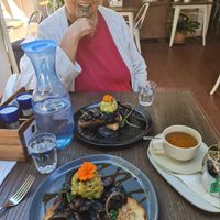 Beautiful breakfast with Ana at Absolute Cravings in Annandale