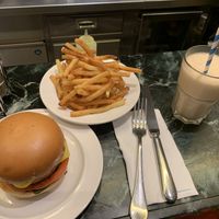 Good at Holiday Vegan Diner in Paris