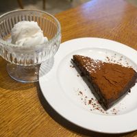Chocolate Tart at Holiday Vegan Diner in Paris