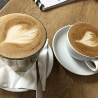 Flat White & Cappuccino mit Hafermilch  at Café Latte Art in Dresden