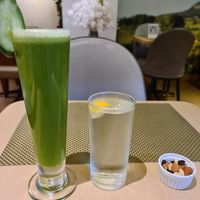 Green detox juice with complementary covers at iVegan in Makati