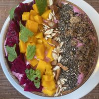Dragon fruit / açaí smoothie bowl   at iVegan in Makati