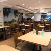 le salle du restaurant at iVegan in Makati