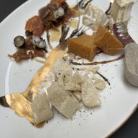 Cheese plate   at Pepper & Ginny - Vegane Veinkost in Vienna