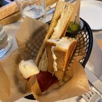   at Pepper & Ginny - Vegane Veinkost in Vienna