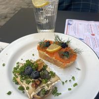 Camembert and lox  at Pepper & Ginny - Vegane Veinkost in Vienna