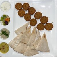 mediterranean mezze (supposedly vegan but not sure) #Veganuary at Los Indios Bravos in Boracay