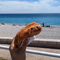  at Cabane du 12 in Nice