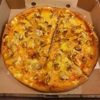 Vegan Kiev pizza 🌱 absolutely delicious. 
Would recommend giving it a try! at Hylton Pizza in Sunderland