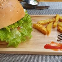Burger + Fries at Buddha Belly in Ninh Binh