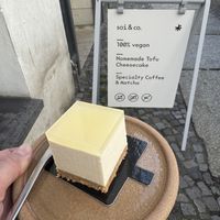 Yuzo cheesecake on outdoor stall   at Soi & Co in Berlin