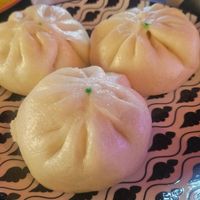 Baos de vegetales at Mama Chau's in Santiago