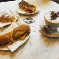 Full vegan breakfast at The Vegan Corner in Barcelona