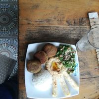 lunch of the day : Falafel, hummus, yuka fingers, rice and taboulet at Lulo's Restaurante in Jardin