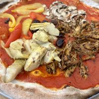 Vegane Pizza mit planted  at Santa Lucia in Winterthur