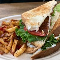Vegan BLT at NOMZ in Akron