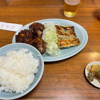 Gyoza and karage set  at Izakaya Masaka in Tokyo