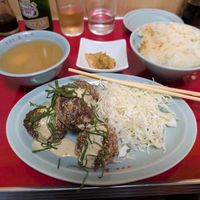 Chicken kaarage with yuzu and pepper mayonnaise + a rice set of rice, soup and pickles at Izakaya Masaka in Tokyo