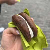 Délicieux cookies VSF 2025  at Chez Malachy - Preorder only in Brussels