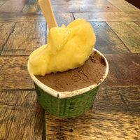 Chocolate and mango. Yum.  at Vero Gelato Pizza e Café in Rio De Janeiro