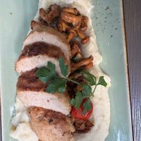 Grilled vegan chicken, chanterelles, truffle mashed potatoes   at Försters in Berlin