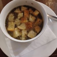Lunch menu of the day: garlic soup with croutons at Vegalite in Brno