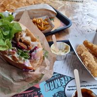 Kebab with fries and cheezy sticks at Végéman in Strasbourg