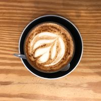 Decent coffee, 4 plant based options for milk at Cafe de la Presse in Brussels