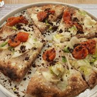 Another excellent crunchy pizza with artichoke cream from the #veganuary menu at Il Melograno in Trieste