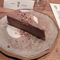 Banana chocolate cake #Veganuary at MESA Restaurant in Paris