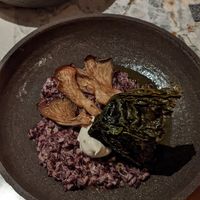  at MESA Restaurant in Paris