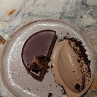  at MESA Restaurant in Paris