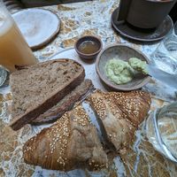 Breakfast plate at MESA Restaurant in Paris