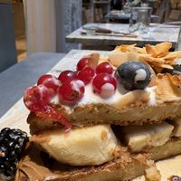   at MESA Restaurant in Paris