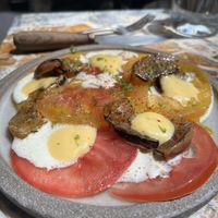Carpaccio de tomates  at MESA Restaurant in Paris