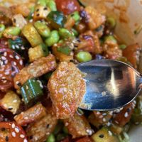 Bowl with vegan chicken and Korean love sauce  at Ma'loa in Hannover