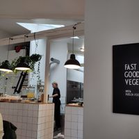  at Putsch in Montreuil