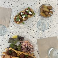 Table  at Putsch in Montreuil