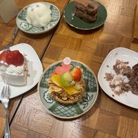   at Uno Yukiko Cakes in Kyoto