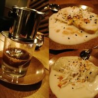 Viatnamnesischer Kaffee & Nachtische at TA Vegan House in Hamburg