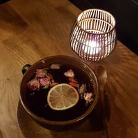 Rosen Tee at TA Vegan House in Hamburg