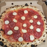 Pizza at Daddy Greens Pizzabar - Iso Roobertinkatu in Helsinki