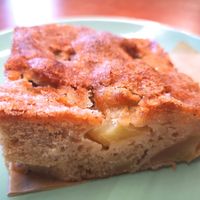 Apple Cake 🍏🍎 at Ethos Brothers in Brentwood