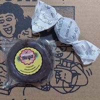 Alfajor e brigadeiro at Pizza Youth in Sao Paulo