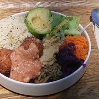 Buddha bowl at Optimus Cafe in Osaka