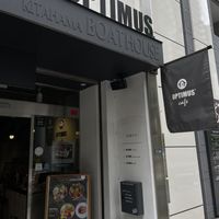 There's also the Optimus showroom and the Optimus office in the same building  at Optimus Cafe in Osaka
