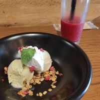 Ice cream and be beautiful smoothie at Optimus Cafe in Osaka