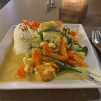 veganes gemüsecurry mit tofu  at Mr. Ha in Biberach
