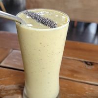 Banana mango smoothie with chia seeds at Ver De in Puerto Princesa